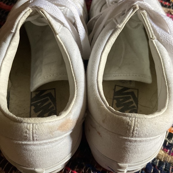 white vans - Picture 2 of 4